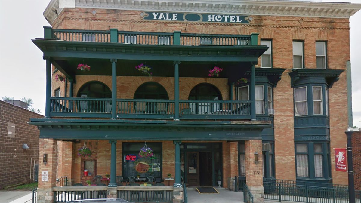 Michigan Hotel Offers Free Stay to Those Having Abortions