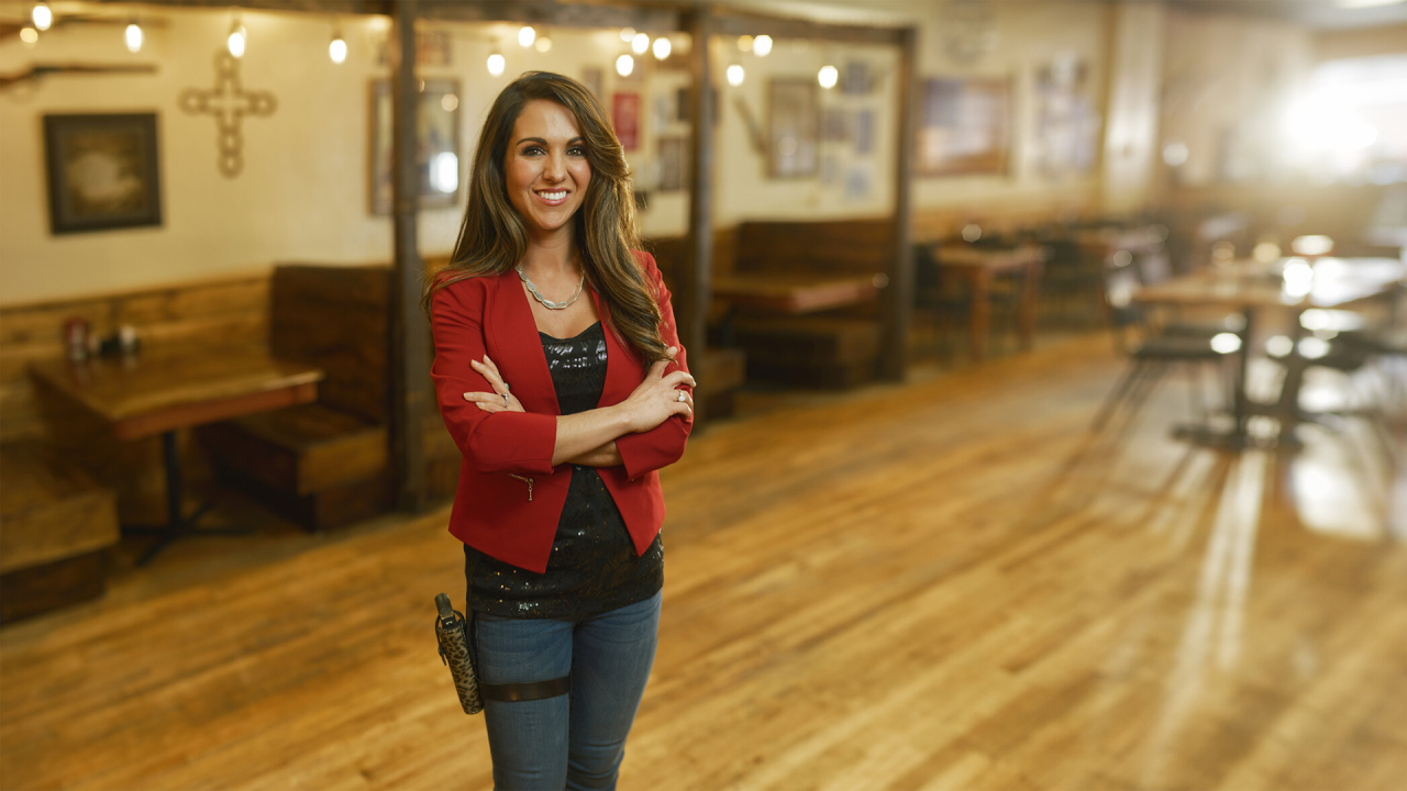 YES! Gun Toting Business Woman UPSETS 5X RINO in Colorado GOP Primary